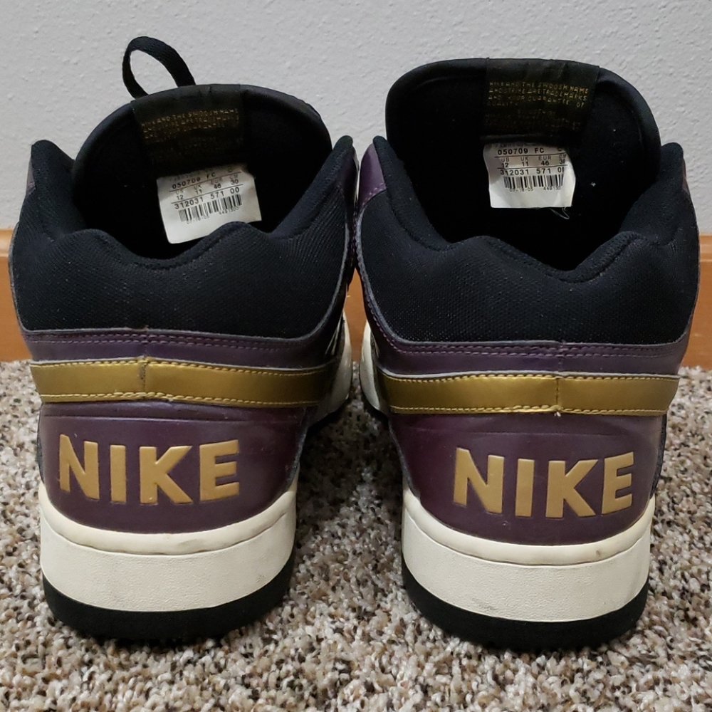 mens nike delta force